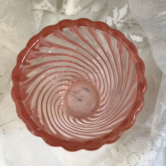 HTF Pre-Owned Rachel Ashwell Simply Shabby Chic Pink Swirl Glass Bathroom Set - Picture 8 of 12